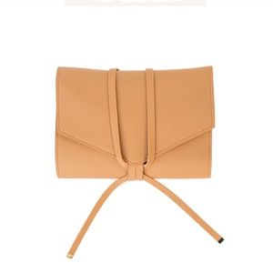 Glass Ladder & Co. Katherine Tech Organizer